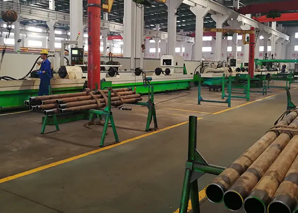 Rolling machine for seamless honed tube